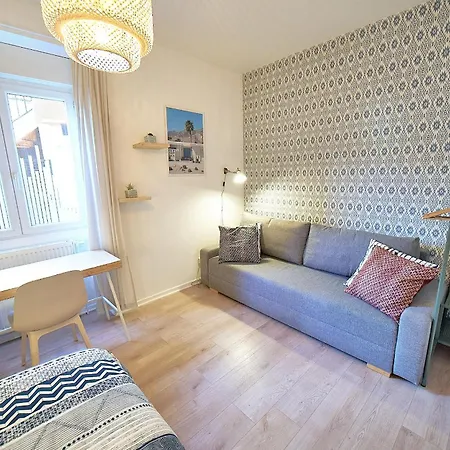 Le Globe Trotter, 8 Pers, Gratte Ciel-terrasse Apartment Villeurbanne